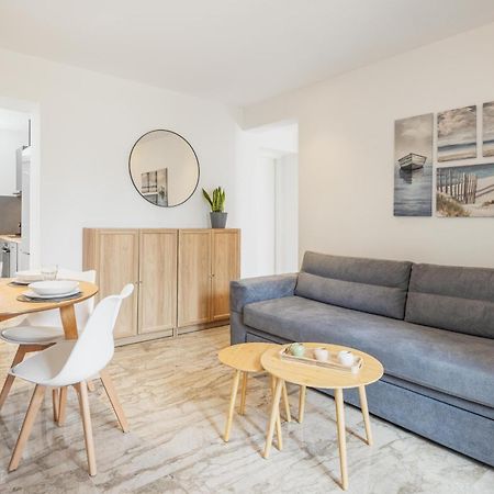 Minimalist Apartment Near The Airport And The City Center Kanálion Exterior photo