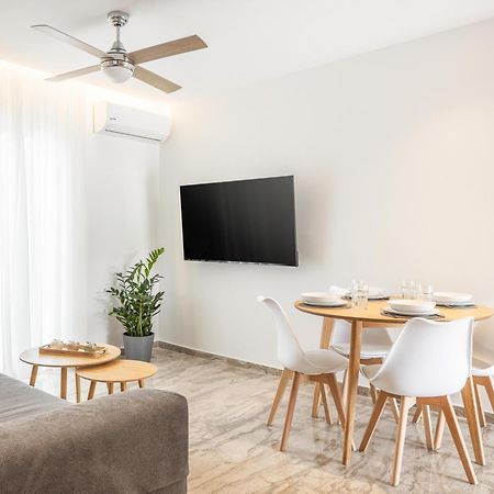 Minimalist Apartment Near The Airport And The City Center Kanálion Exterior photo